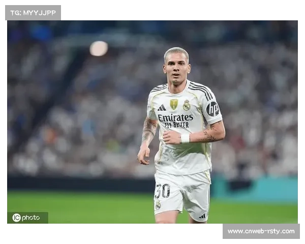 皇马1-0奥萨苏纳开门红，新援首发建功